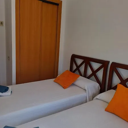 La Rosaleda, Centrico, Con Garaje Y Terraza Exterior